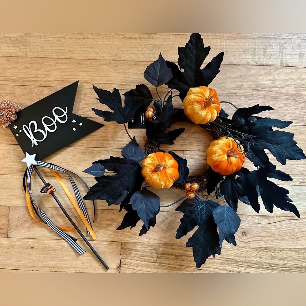 NWT! Halloween Pumpkin Wreath with Black Leaves and “Boo” Sign with Ribbons